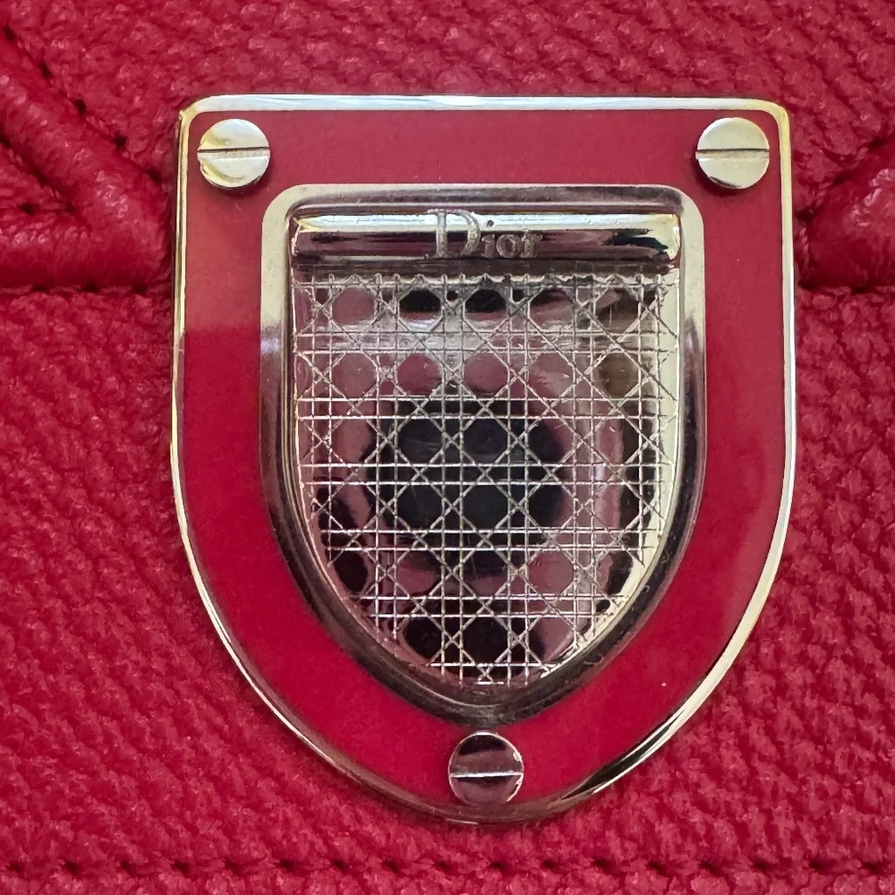 Authentic Christian Dior *Croisier* WOC Crossbody Bag Grained Calfskin Diorama - Picture 5 of 11